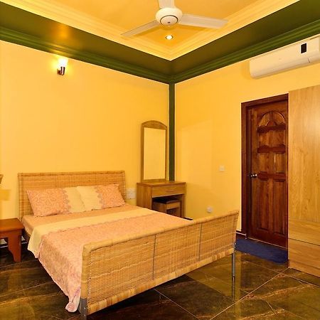 Seashine Maldives Guest House Екстер'єр фото